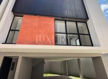 1 · Casa de condomínio com 256 m², 3 quartos sendo 1 suíte à venda no bairro Vila Madalena.