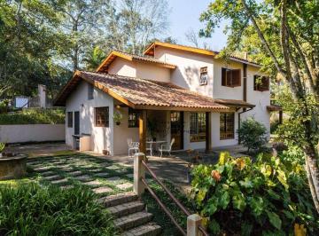 9ae279a18216f654e16122c0d91dce7f38b35ad7 · Casa com 3 quartos sendo 1 suíte à venda, 260 m² por R$ 1.470.000 - Paisagem Renoir - Cotia/SP