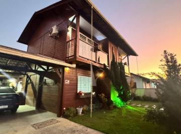 51a8ce7e5afbaceba25f5dca104a240d3fa6f556 · Ótima casa à Venda