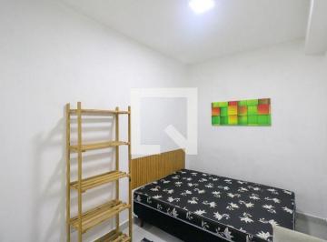 Casa · 15m² · 1 Quarto · Casa para Aluguel - Olímpico, 1 Quarto, 15 m² - São Caetano do Sul
