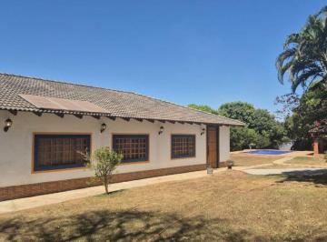 Foto 1 · Chácara de 2.136 m² com 06 quartos à venda por R$ 2.300.000 no Condomínio Parque dos Cisnes - Goiâni