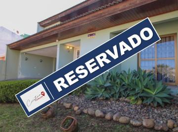 Casa de 4 quartos, Curitiba · Casa com 4 quartos, 6 vagas, Uberaba – Curitiba / Pr