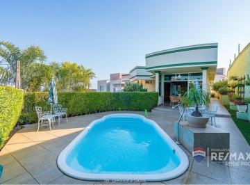Casa · 415m² · 4 Quartos · 6 Vagas · EXCELENTE CASA TÉRREA COM 4 SUÍTES, MOBILIADA A VENDA EM VALINHOS - SP