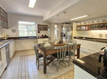 0b27ea59-154e-4a21-abda-a7a55f0261cf · Casa no condomínio Parque Petrópolis - 4º Seção para venda com 4 quartos, 350m²