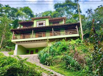612b0578aed24983b0eb1e18e4c634a3.jpeg · Casa para Venda em Petrópolis/RJ - 6 Dorm. 304 m2 Área Útil