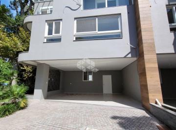 305538_i2rm2_305538640a34a00bae6.jpg · Linda casa em condomínio ás margens do Rio Guaíba no bairro Tristeza.