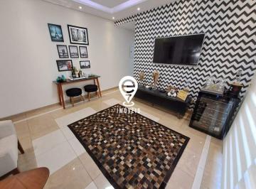 Casa · 283m² · 4 Quartos ·  Oportunidade Imperdível na Chácara Inglesa – Casa Ampla e Confortável com 283 m²!