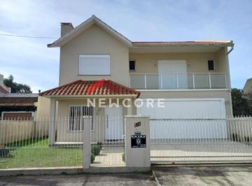 Casa · 220m² · 3 Quartos · 2 Vagas · Sobrado em  Rua Coronel Paulo Alcides Porto Costa - Laranjal - Pelotas/RS
