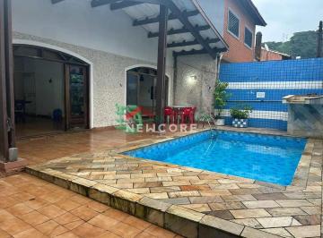 Casa · 200m² · 3 Quartos · 6 Vagas · Casa em Rua Rui Barbosa - Centro - Mongaguá/SP