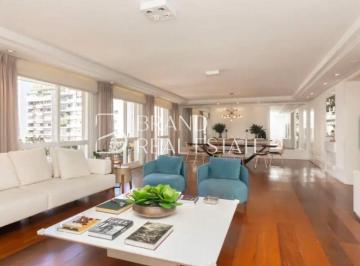 Apartamento · 242m² · 4 Quartos · 2 Vagas · Apartamento à venda de 242m² , com 04 dormitórios  e 2 vagas no Jardim América.
