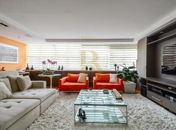 Apartamento · 178m² · 3 Quartos · 2 Vagas · Apartamento reformado á venda com 178 m², com 03 dormitórios e 02 vagas no bairro do Itaim!