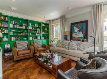 Apartamento · 188m² · 3 Quartos · 2 Vagas · Apartamento com 188m², 3 quartos sendo 1 suíte à venda no bairro Jardim America.