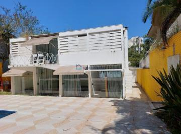 Casa · 300m² · 11 Quartos · 2 Vagas · Casa assobradada à venda no Morumbi com 300m².