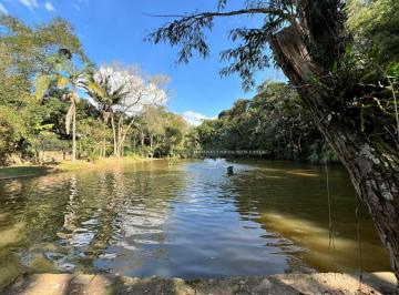 Casa · 785m² · 5 Quartos · 7 Vagas · Parque Silvino Pereira Condomínio Fechado