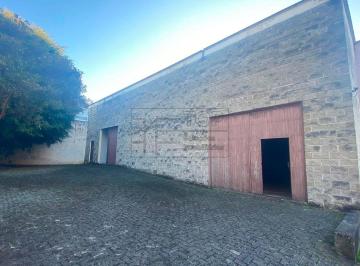 Comercial · 270m² · 4 Quartos · Imóvel Comercial com Galpões e Estrutura de Estúdio – em Curitiba/PR