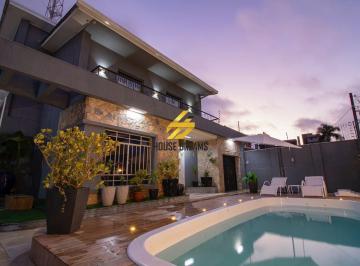 Casa · 462m² · 7 Quartos · 7 Vagas · Casa para alugar em Cristo Rei de 462.00m² com 7 Quartos, 4 Suites e 7 Garagens