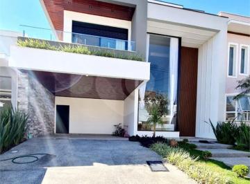 Casa · 269m² · 3 Quartos · 4 Vagas · Condomínio com 3 quartos à venda em Iporanga - SP
