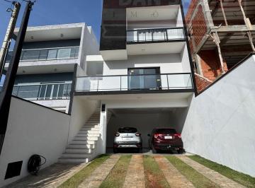 Foto 02 · Casa - Villa Verde