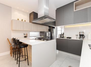 Casa de 3 quartos, Curitiba · Sobrado 337m², 3 quartos, suite, 4 vagas, espaço gourmet. Condomínio Paysage Las Palmas - Xaxim