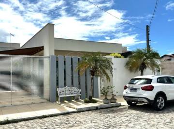 Casa · 220m² · 3 Quartos · 2 Vagas · Casa com 220m² com 3 Suítes no Condomínio Mares do Sul em Marechal Deodoro