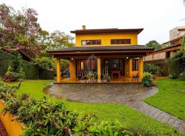 Casa · 482m² · 4 Quartos · 6 Vagas · Cond Granja Viana II (Glebas IV/V) 4 sts. Rústico iluminado e espaçoso!