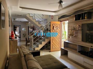 Casa · 170m² · 3 Quartos · 3 Vagas · Sobrado em Jardim Santa Bárbara, Guarulhos/SP de 170m² 3 quartos à venda por R$ 750.000,00