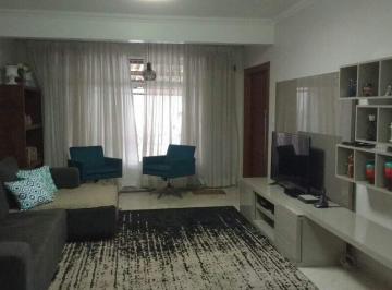Casa · 250m² · 3 Quartos · 4 Vagas · Casa em Vila Santa Teresa (Zona Sul), São Paulo/SP de 250m² 3 quartos à venda por R$ 900.000,00