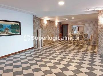Casa en Venda de 3 quartos Centro · Casa em Centro, Londrina/PR de 200m² 3 quartos à venda por R$ 800.000,00