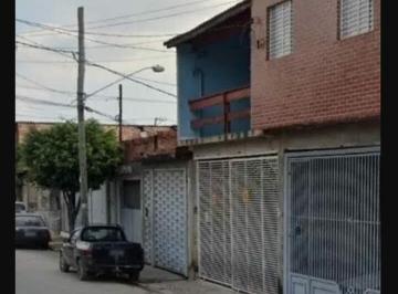 Casa · 250m² · 4 Quartos · 2 Vagas · Sobrado em Parque Primavera, Guarulhos/SP de 250m² 4 quartos à venda por R$ 390.000,00