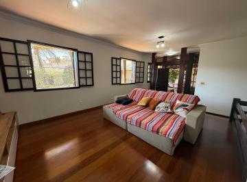 Casa · 402m² · 3 Quartos · 4 Vagas · Vendo Linda Casa no centro de Contagem, bairro Alvorada, Lote 926 metros , 3 Quartos com suíte e 8 v