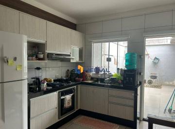 feaa7d05a1155dc45d112bbac61009bb418a38c7 · Casa com 2 quartos à venda, 70 m² por R$ 330.000 - Jardim São Silvestre - Maringá/PR
