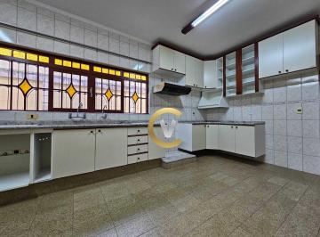 Casa de 3 quartos, Valinhos · Casa térrea à venda no Jardim Santa Helena em Valinhos