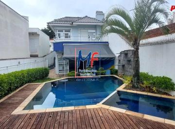 Casa · 650m² · 4 Quartos · Excelente Casa Assobrada com 410 m² a.t, 650 m³ a.c , 3 ambientes, 4 suítes e 12 vagas. Aceita p