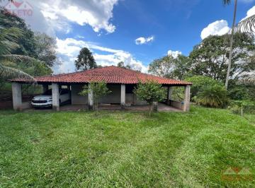 Rural · 240m² · 2 Quartos · 2 Vagas · Sítio 37000 m² com mina d´água a venda na cidade de Porangaba interior de SP