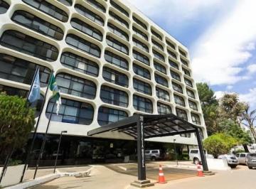 Comercial , Brasília · Excelente loja térrea no Phenícia Bittar Hotel Asa Sul Brasília-DF