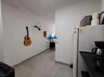 Foto 01 · Lindo apartamento (conjugado), 35 m², todo reformado e mobiliado, à venda na Glória.