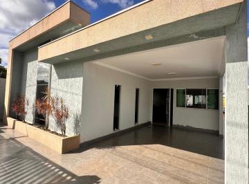 Casa de 3 quartos, Águas Claras · CASA ARNIQUEIRAS/ATRÁS QD 03 PARK WAY/ EPNB, CASA O3 QUARTOS SUÍTE PISCINA
