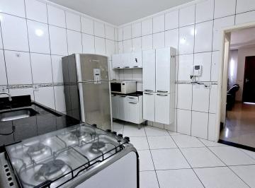 PIC_20260724_090401_000.jpeg · Funcional casa para venda em Vila Dona Augusta com 2 quartos, sendo 1 suíte, 91m² - iramar-rodrigues