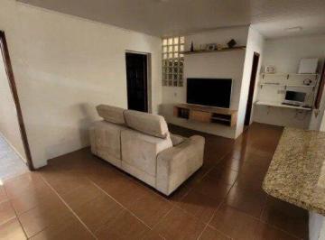 Casa · 90m² · 3 Quartos · 2 Vagas · Casa / 3 Quartos / 1 Suíte / 2 Vagas / Jardim Algarve / Alvorada / RS