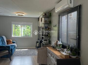 Casa · 130m² · 3 Quartos · Casa em Condomínio Fechado