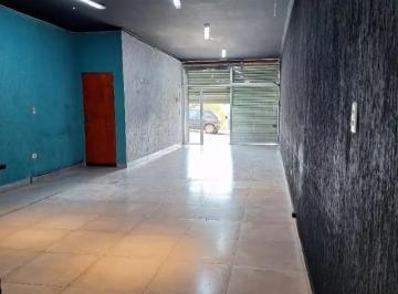 Casa · 342m² · 3 Quartos · Casa de 342.3 m², 3 quartos em Jardim Júlio, Barueri