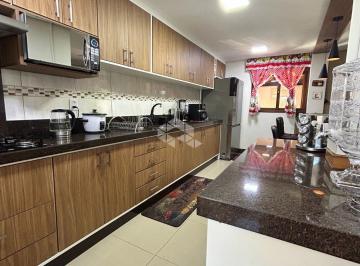 705284_i595u6S37TSna_705284688eb7a3e4c8f.jpg · Duas Casas + Pavilhão à Venda! Ideal para Morar e Investir!