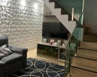 Casa · 352m² · 3 Quartos · 2 Vagas · Sobrado de 352 m², 3 quartos em Jardim Presidente Dutra, Guarulhos