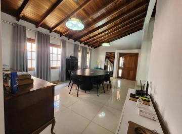 Casa · 238m² · 5 Quartos · 4 Vagas · Casa em Condomínio de 238 m², 5 quartos em São Paulo II, Cotia