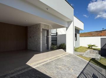 VENDE CASA EM JARAGUÁ DO SUL · CASA NOVA TÉRREA COM QUINTAL, ÁREA GOURMET À VENDA EM JARAGUÁ DO SUL - ESTRADA NOVA