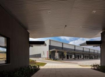 Comercial , São Paulo · Galpão em Condominio - Itaquera São Paulo