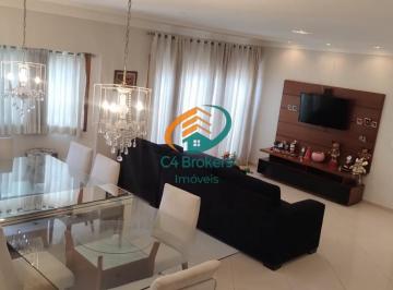 Casa · 327m² · 3 Quartos · 5 Vagas · Sobrado de Rua em Jardim Munhoz - Guarulhos, SP