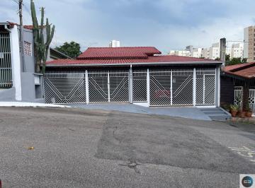 Casa · 120m² · 3 Quartos · 6 Vagas · Casa térrea no Bosque dos Eucaliptos