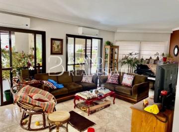 Apartamento · 197m² · 3 Quartos · 3 Vagas · Apartamento com 197 m², 3 quartos sendo 1 suíte à venda no bairro Morumbi.