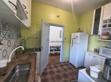Apartamento · 111m² · 2 Quartos · 1 Vaga · Apartamento de 2 quartos, 1 vaga na Aclimação.